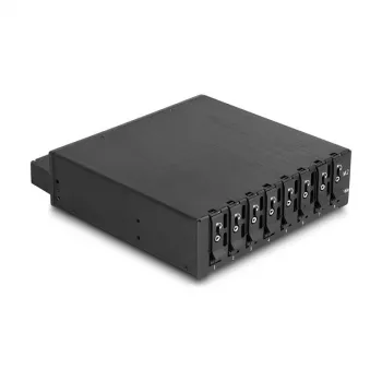 5.25? Wechselrahmen für 8 x M.2 NVMe SSD mit Slim SAS SFF-8654 Anschluss