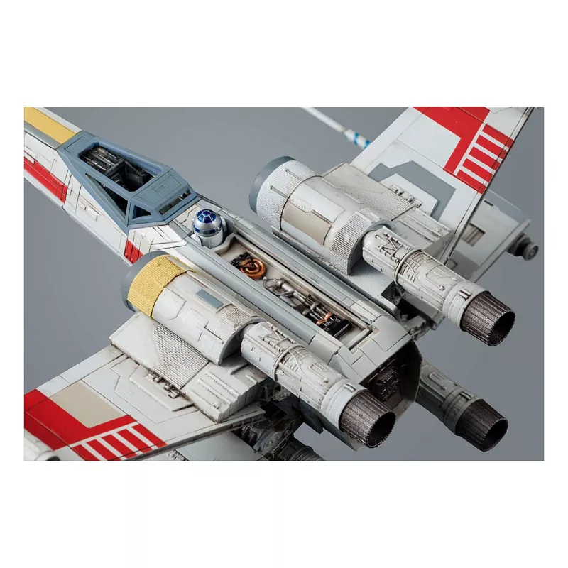 REVELL süstiku mudeli kokkupanemiskomplekt mõõtkavas 1:72 — X-Wing Starfighter, pikkus 100 mm