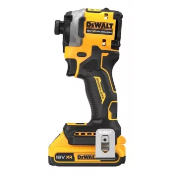 18v löökkruvikeeraja 3 käiku; 208nm; kohver; 2x2ah