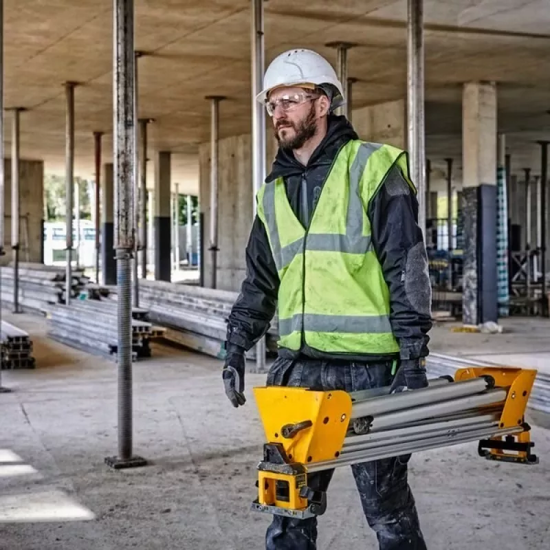 Mitre Saw Stand DeWalt DE7033 — alumiiniumist kokkupandav alus, 4 jalga, pikendatav kuni 2,5 m, kandevõime 227 kg, 16 kg