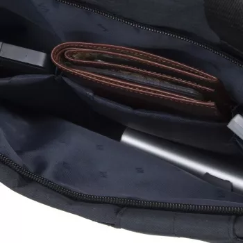 Messenger case Rivacase Biscayne 39.6 cm (15.6 inch) Must