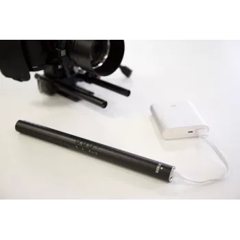 Suundmikrofon digitaalsele kaamerale RØDE NTG-4+ — superkardioid, 20–20000 Hz, -32 dB, 200 Ω, mini XLR, akutoitega, 22×278 mm, 176 g, must