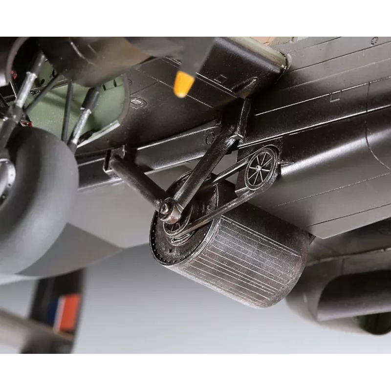 Revell Lancaster B. Iii Dambusters (04295) 1:72 Skaala Lennuki Plastikmudelikomplekt