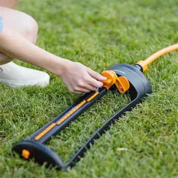 Fiskars 1023661 veepritsija Metal Must, oranž