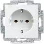 Pistikupesa tüüp F Busch-Jaeger 2P+E 16 A 250 V valge