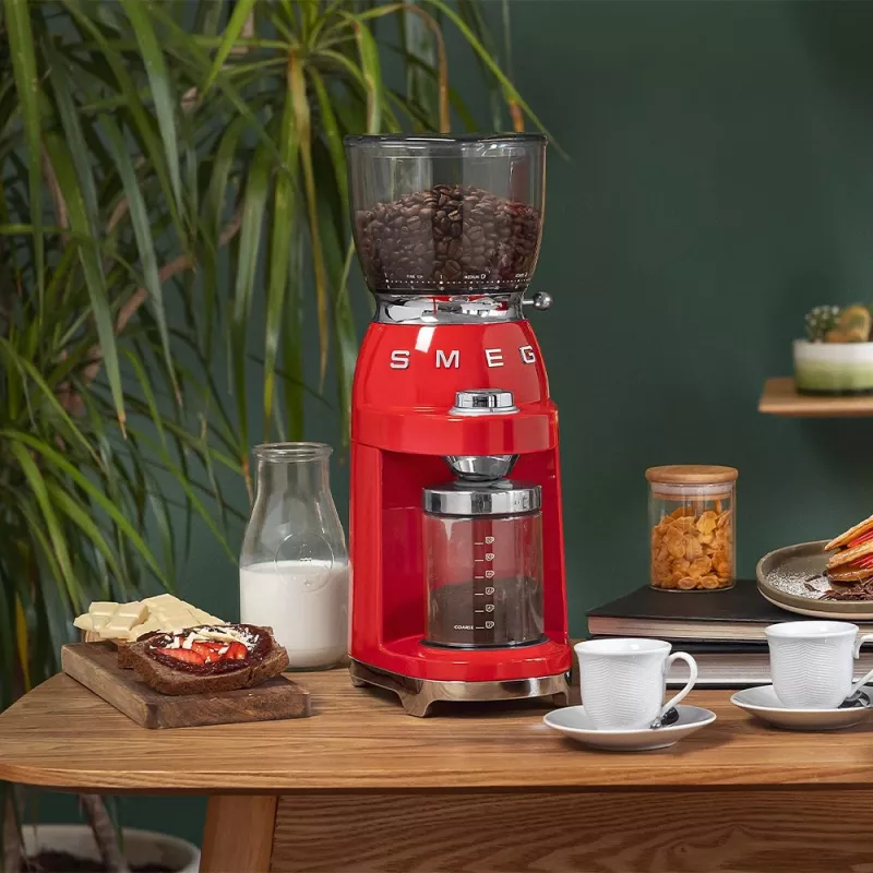 Smeg 50's Style kohviveski CGF11RDEU punane