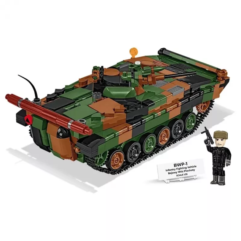 Ehitusklotside komplekt Cobi Armed Forces BWP-1 2630 — Poola/Ukraina amfiibse soomustransportööri mudelikomplekt