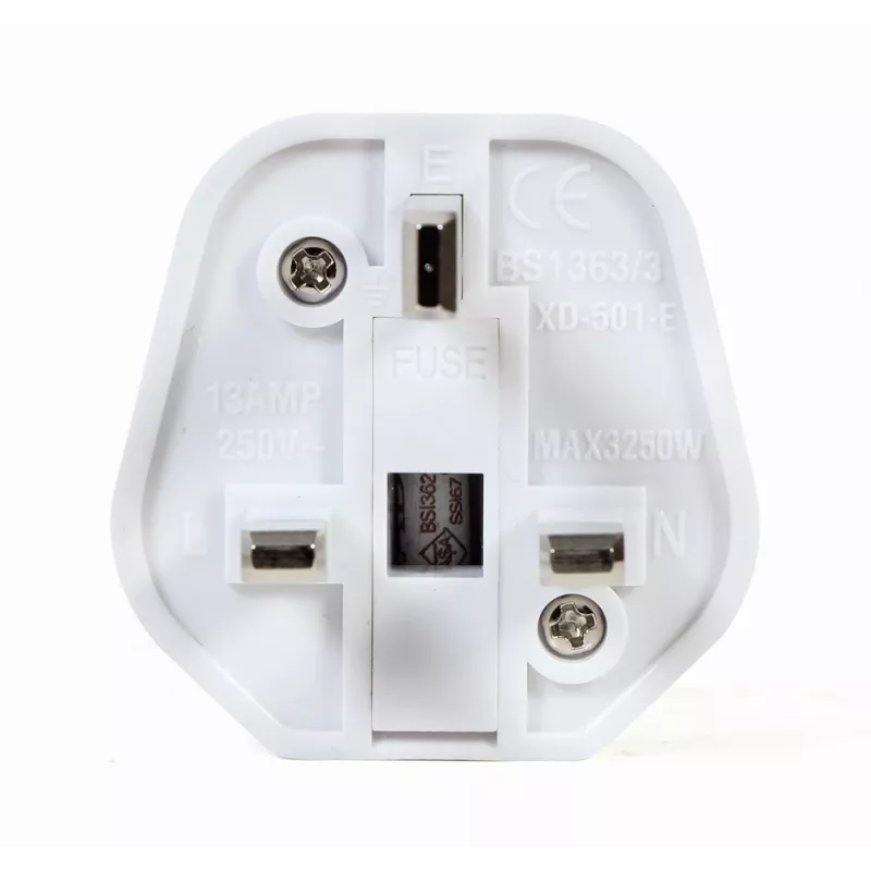 Gembird A-AC-EUFUKM-01 vahelduvvoolu toiteadapter, EU Schuko pistikupesast UK pistikule, 13 A