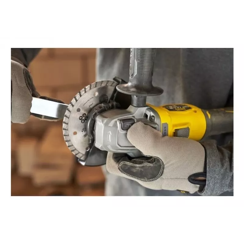 Stanley SFMCG710M1T-QW nurklihvija 12,5 cm 8500 p/min 800 W 1,84 kg