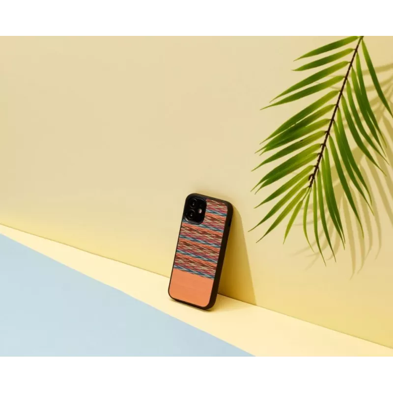 Meeste ja puidust telefoniümbris iPhone 12 mini jaoks — pruun ruudumuster musta servaga
