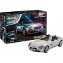 Mudelauto REVELL BMW Z8 1:24 survevalukomplekt, kokkupandud mudel väljapanekuks