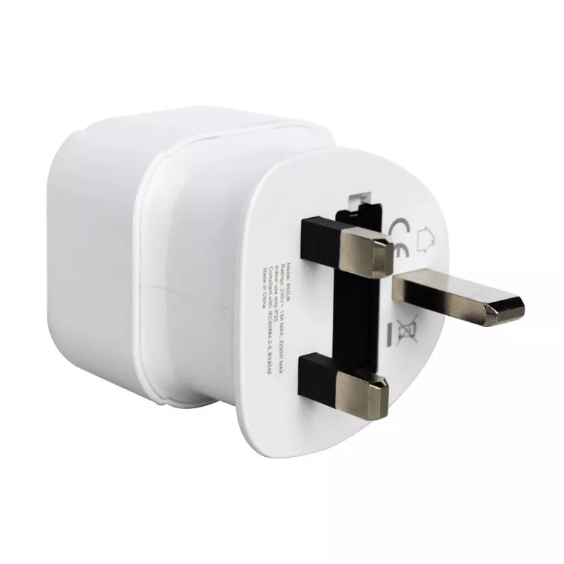 Reisiadapter AP-04 SAVIO