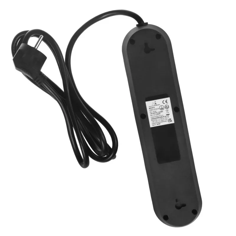 Pikendusjuhe MACLEAN MCE394 B — 3 pistikupesa + 3×USB A, 110–240V, 2,1A USB, 2500W, 1,5 m kaabel, must