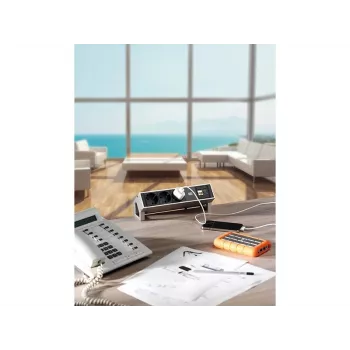 Socket outlet 3 x Type F Bachmann Desk2