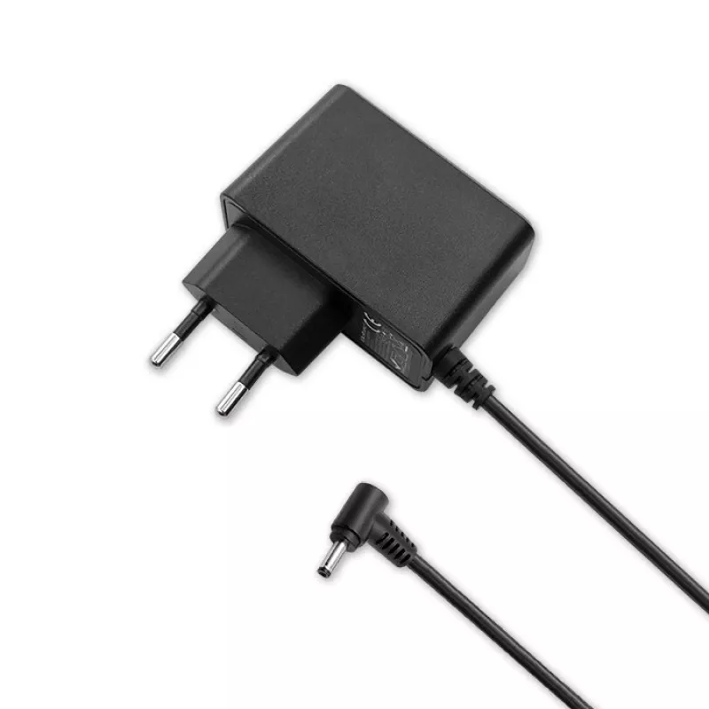Qoltec toiteadapter Wtyczkowy 10.5W 5V 2.1A 3.5*1.35