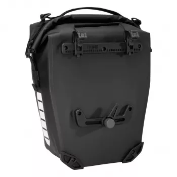 Thule 5406 Shield kommuteeriv sadulakott 22L must