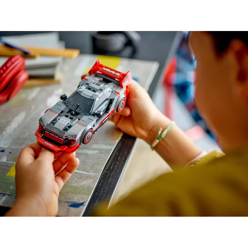 Lego Speed Champions 76921 Audi S1 E-Tron Quattro võidusõiduautode komplekt