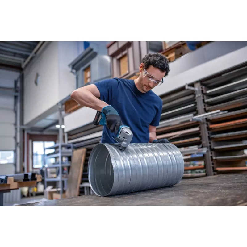 Bosch GSC 18V-16 E jõulõikur 3200 l/min 700 W