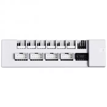 USB- ja PWM-jaotur Lian Li EDGE HUB EG-HUB01W — 4× USB, 6× PWM, valge