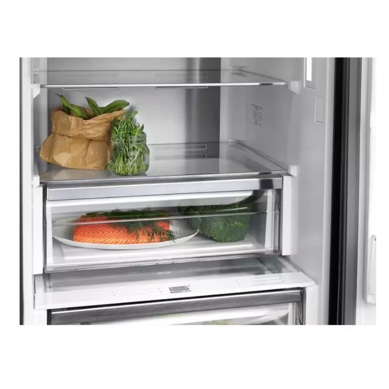 Külmkapp-sügavkülmik ELECTROLUX LNT7ME36G2
