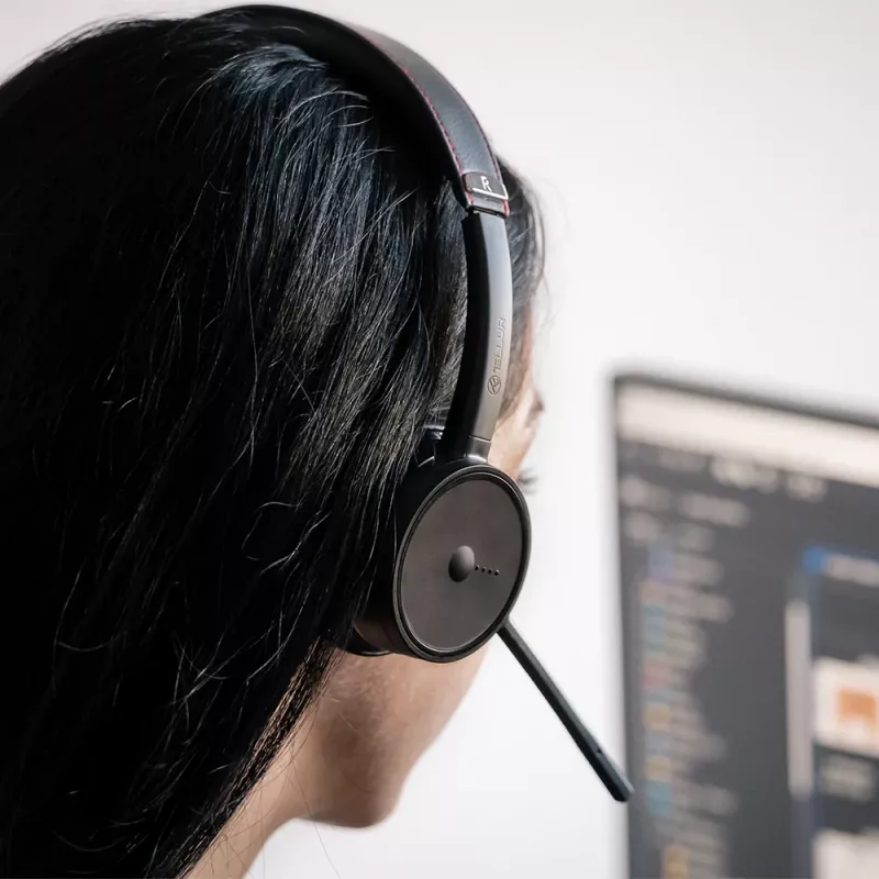 Telluri Voice Pro juhtmevaba kõnekeskuse peakomplekt must TLL411007