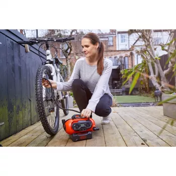 Black & Decker BDCINF18N-QS õhukompressor 160 l/min AC/sigaretisüütaja