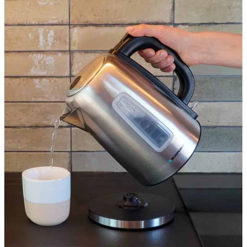 Elektriline veekeetja BLAUPUNKT EKS412 — 1,7 L roostevaba teras, 2200 W, veetaseme indikaator, 360° alus