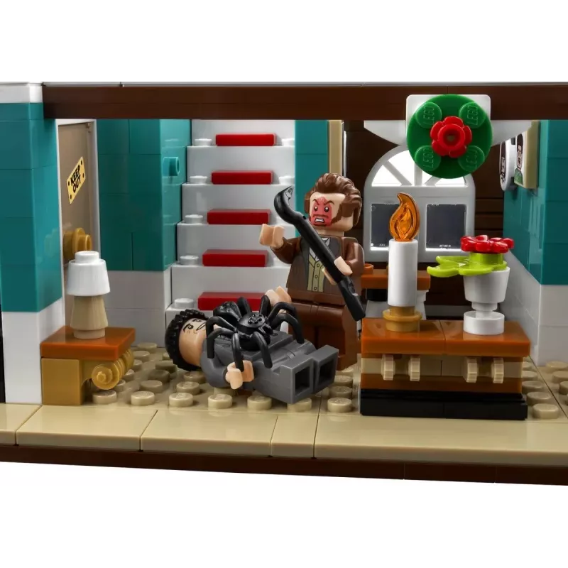 LEGO Ideas 21330 Home Alone