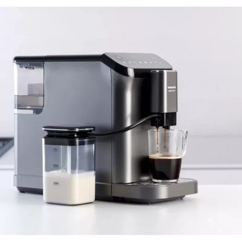 Espressomasin Taurus Accento Latte täisautomaatne, sisseehitatud veski, 1,5 L veepaak, kohviubade sisestus