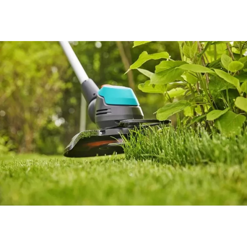 Gardena EasyCut 23/18V kasutusvalmis komplekt – murutrimmer – juhtmeta 2 Ah – lõikelaius: 230 mm – 2,4 kg (14700-20)