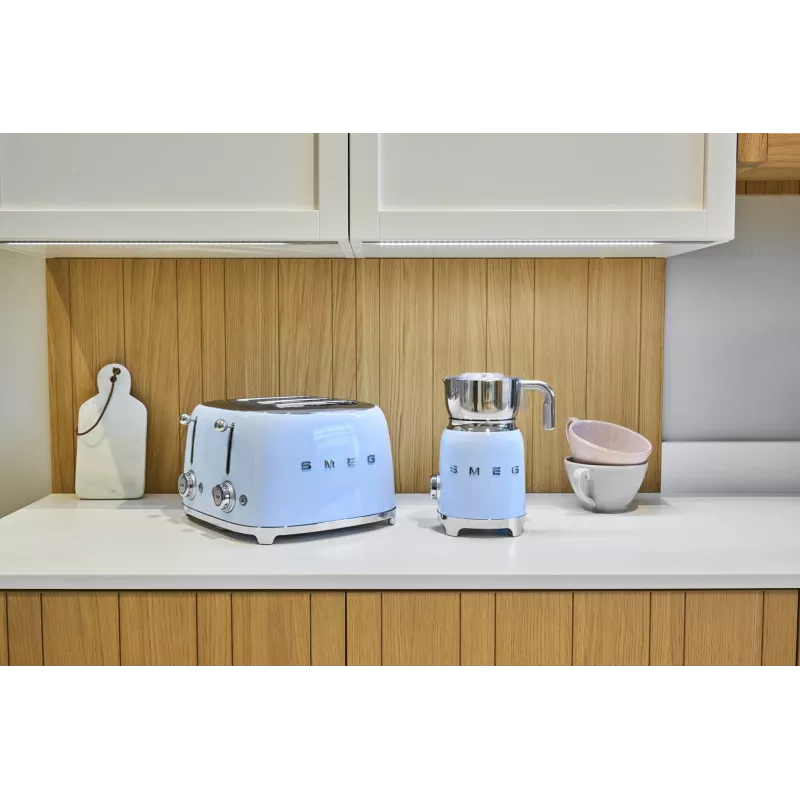 Smeg 50's Style TSF03PBEU röster pastellsinine