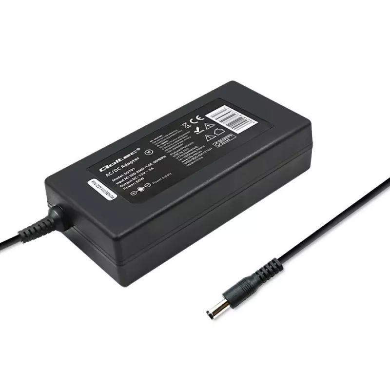 Toiteadapter Qoltec 50797 siseruumides must sülearvutile 1,16 m kaabel