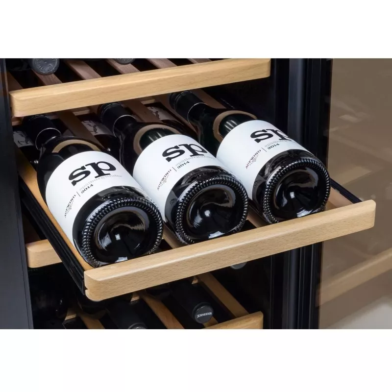 Caso | Veinijahuti | WineComfort 24 | Energiatõhususe klass G | Vitriin | Pudelimaht 24 pudelit | Jahutuse tüüp Kompressortehnoloogia | Must
