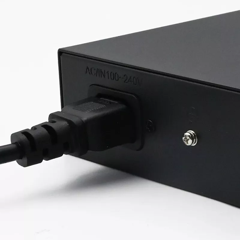 Võrgukommutaator QOLTEC 52364 — Gigabit Ethernet PoE 16xRJ45, 2xSFP
