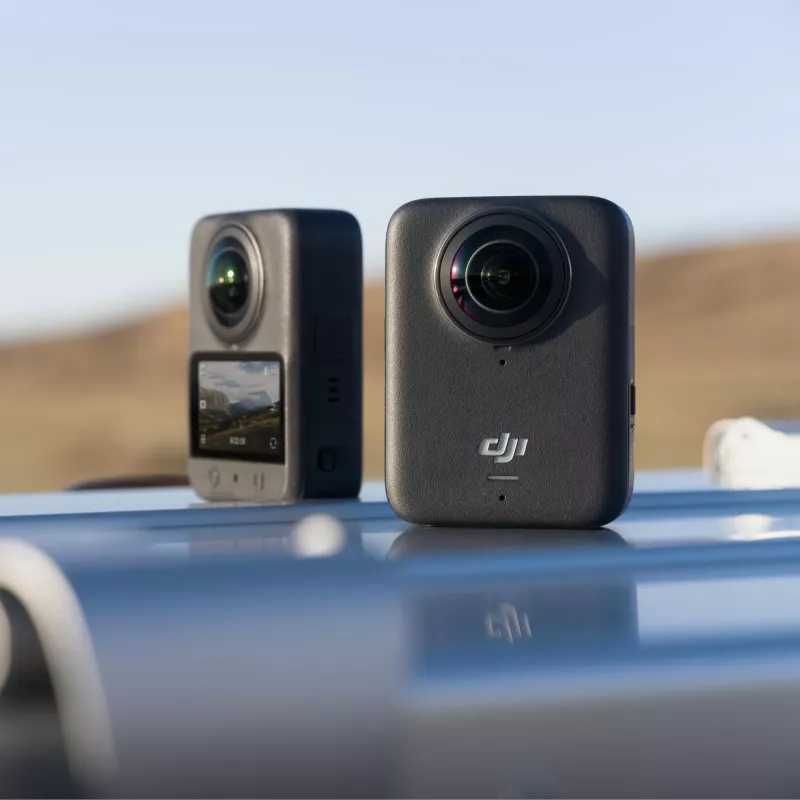 Tegevuskaamera DJI Osmo 360 Standard Combo — 8K Ultra HD, 120 MP CMOS, 240 fps, elektrooniline stabiliseerimine, 2-tolline ekraan, MicroSD, 183 g, must