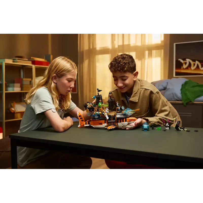 LEGO DREAMZZZ 71515 Tiigerhai tank