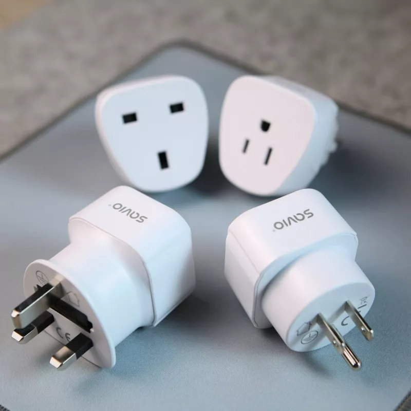 Reisiadapter AP-04 SAVIO