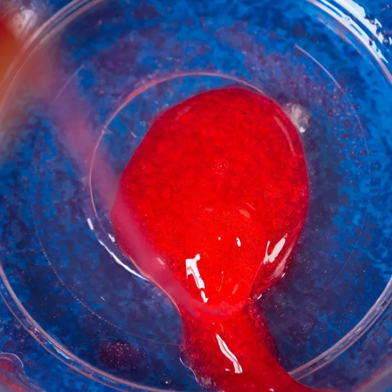 Teaduskomplekt Liscianigiochi Crazy Science Slime in the dark 304-PL89239 — pimedas helendava lima katsekomplekt