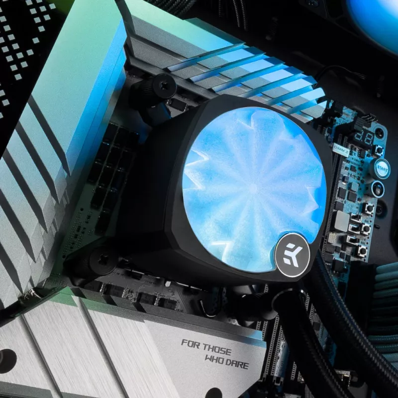 AIO asenduskate ek water blocks’ilt EK-Nucleus Creator Kit’ile