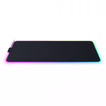 Mänguhiirematt Razer Strider Chroma – polüesterpind, 370×900 mm, must, mitmevärviline taustvalgustus