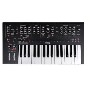 Analoogsüntesaator Moog MOOG MESSENGER — monofooniline lauainstrument