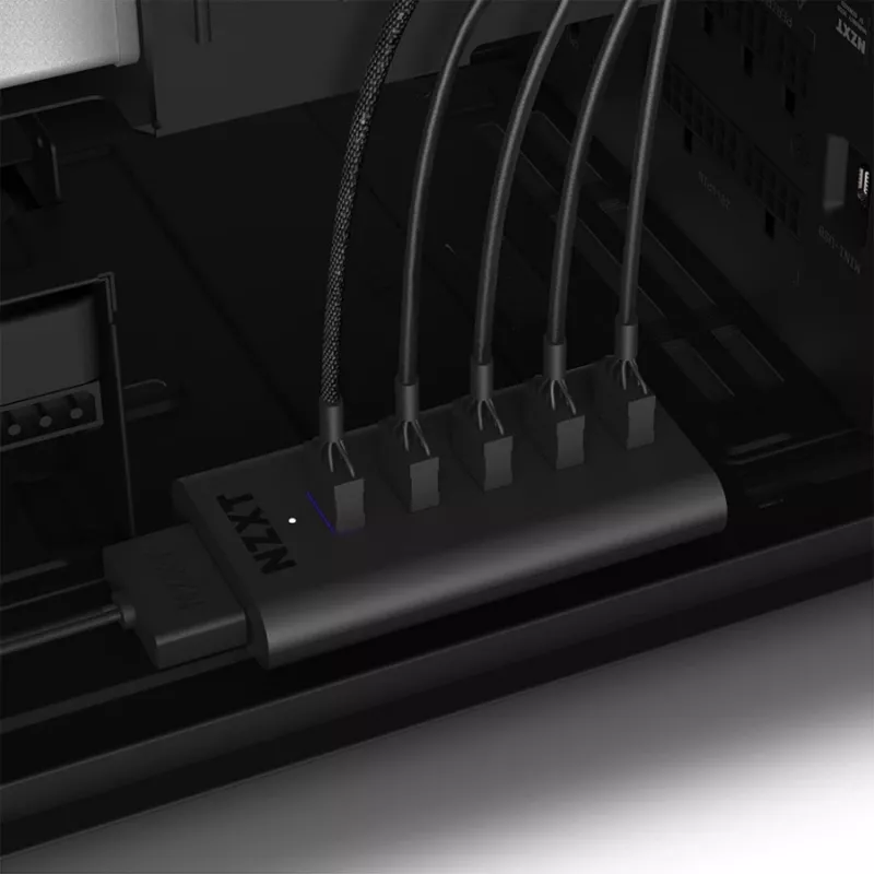 NZXT sisemine USB 2.0 laienduskeskus Gen 3 - must