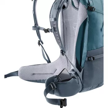 Hiking backpack DEUTER Futura 27 — 27 L capacity, model 340032113740