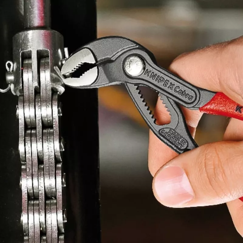 Libiseva liigendiga tangid Knipex Cobra 8701125
