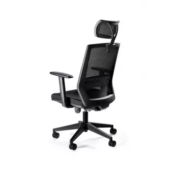 Ergonoomiline kontoritool ESTA must