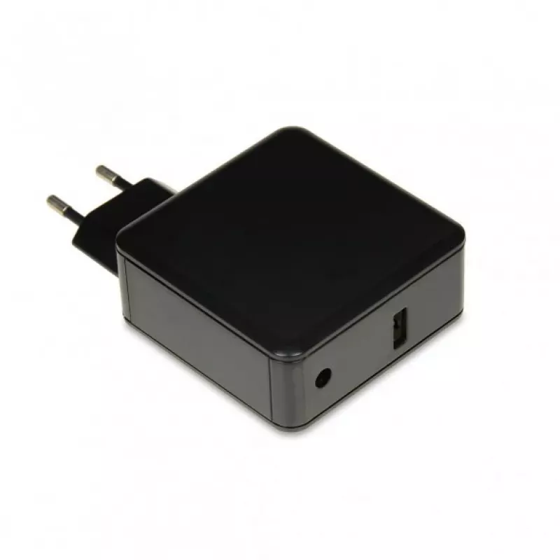Sülearvuti toiteadapter IBOX IUZ65WA, AC-DC automaat 100–240V → 18.5–20.5V, 65W, 1×USB, must