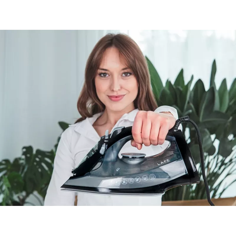 Triikraud Bosch GlidePro 2600W mudel 47582 — aurutriikraud koduseks kasutamiseks