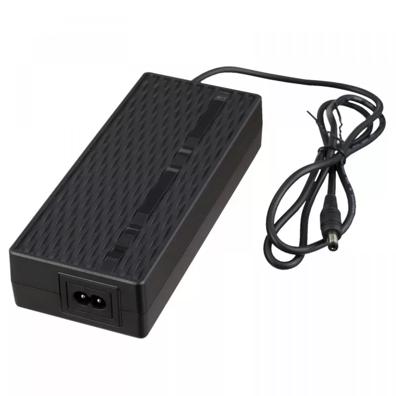 Akyga AK-EV-12 laadija 36 V Li-Ion akudele (elektrijalgrattad / tõukerattad), 42 V / 2 A, 84 W, 5,5 x 2,1 mm