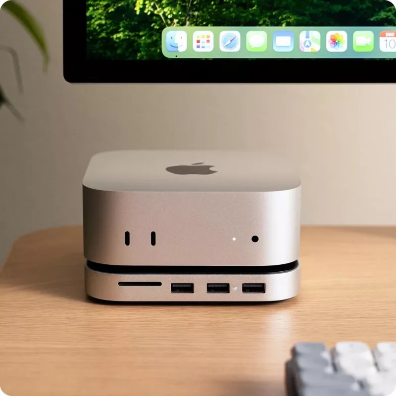 Satechi sülearvuti dokk/pordireplikaator ST-GNMMES — juhtmega USB 3.2 Gen 2 USB-C jaotur, USB-A ja SD, hõbedane