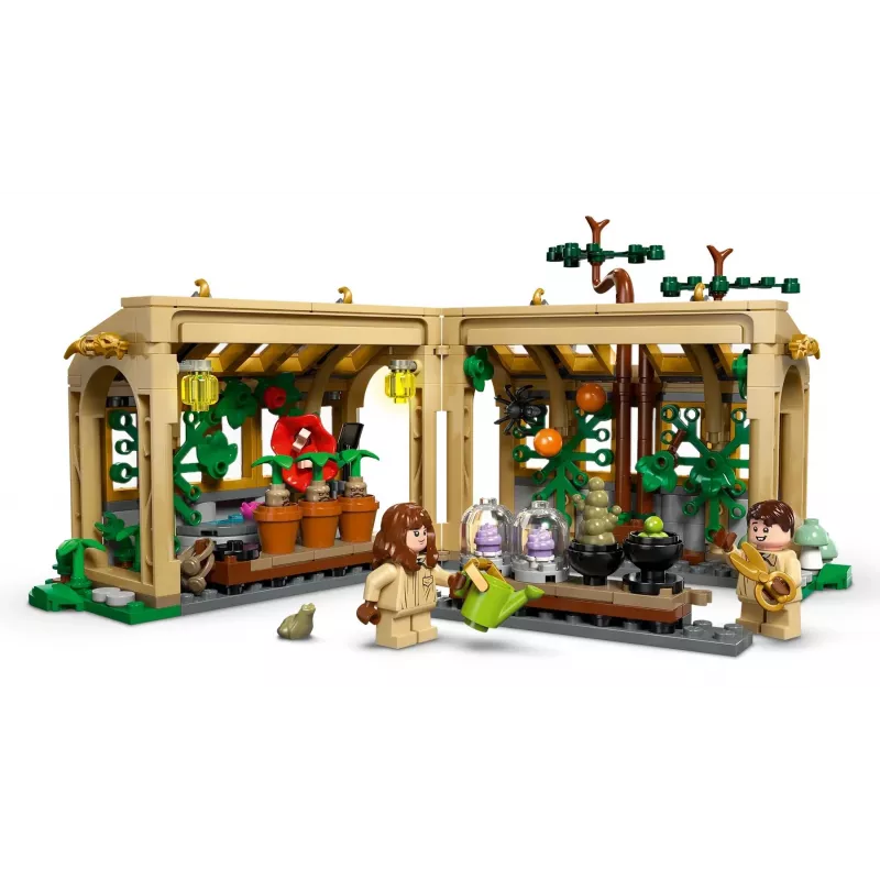LEGO HARRY POTTER 76445 Sigatüüka loss – taimeteaduse tund